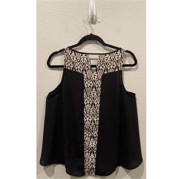THML Black Cream Round Neck Sleeveless Blouse - Picture 3 of 3